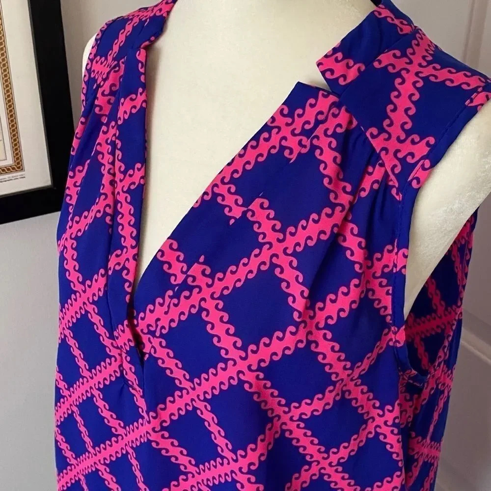 Stitch Fix 41 Hawthorn Blue Pink Design V-Neck Tank Top - Picture 3 of 11